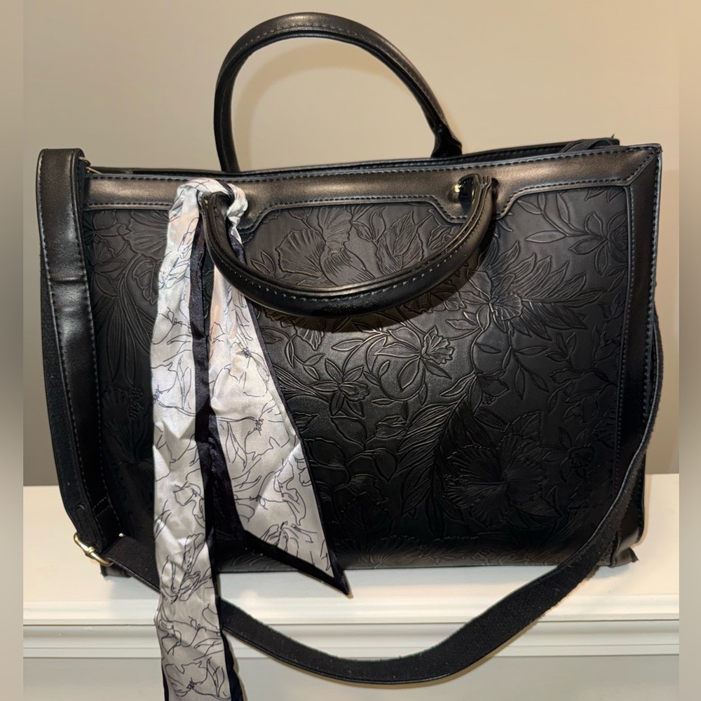 Elegant Black Floral Tote Bag computer bag